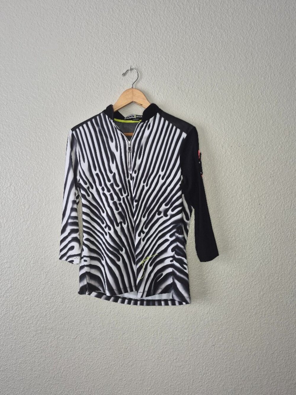 Jamie Sadock Top Womens Medium M Black White Abstract 1/4 Zip Golf Shirt Leather